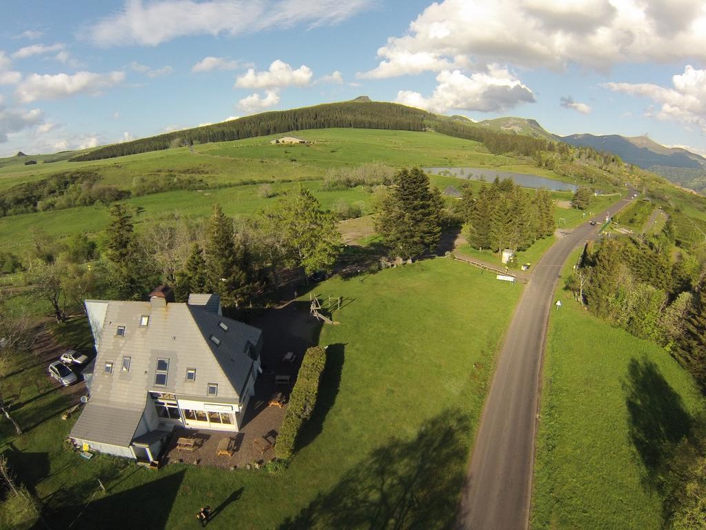 La Cabanne Hotel Murat-le-Quaire Eksteriør billede
